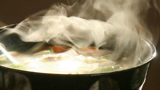 Ăn đồ quá nóng gây hại tới khoang miệng