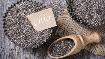Lời đồn “Hạt chia gây sỏi thận” có đúng hay không?