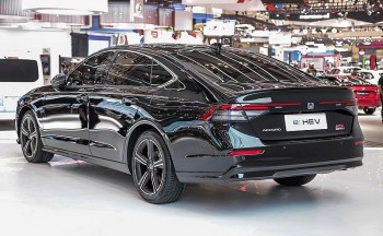 Honda Accord 2024 siêu tiết kiệm xăng, Toyota Camry dè chừng