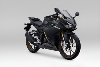 "Đốn tim" trước mẫu xe máy với diện mạo thể thao đầy nam tính, giá rẻ "ngỡ ngàng"