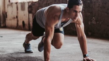 Tập thể dục cường độ cao mỗi ngày có nguy hiểm không?