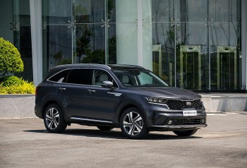 Bảng giá xe KIA Sorento niêm yết và lăn bánh mới nhất giữa tháng 8/2023