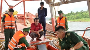 Bắt giữ phương tiện vận chuyển 80.000 lít dầu DO không rõ nguồn gốc