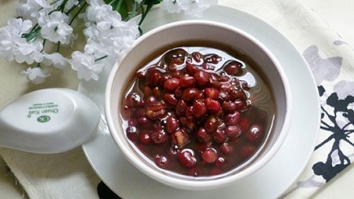 Ngày Thất Tịch, ăn đậu đỏ với 5 thứ này nhan sắc lẫn sức khỏe đều thăng hạng
