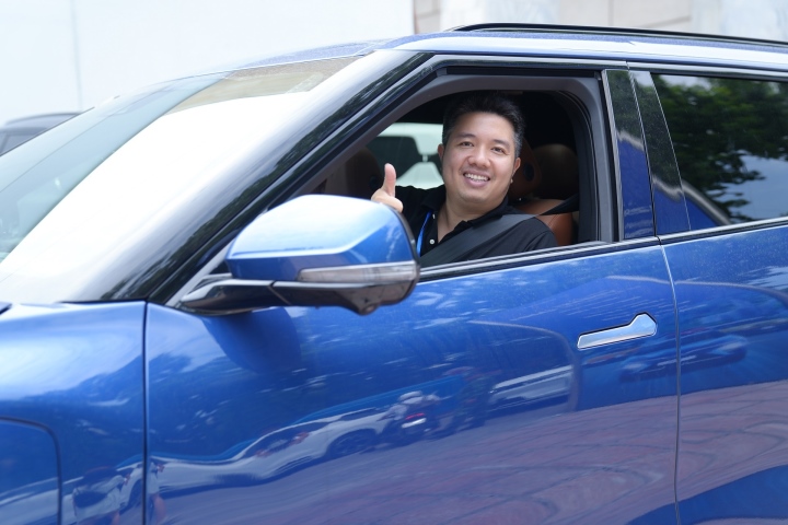 Ô tô điện VinFast chiếm trọn cảm tình của khách Việt - 3