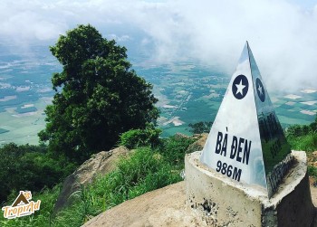 Chinh phục “Nóc nhà Nam Bộ” chẳng khó với sổ tay du lịch núi Bà Đen