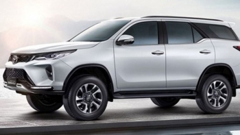 Toyota Fortuner thế hệ mới sắp ra mắt, đối thủ đáng gờm của Hyundai Santa Fe 2024