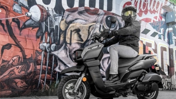 Mẫu xe máy tay ga nhà Yamaha mang diện mạo “dân chơi", giá bán khiến SH phải dè chừng