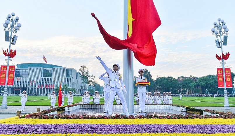 Lễ thượng cờ chào mừng Quốc khánh 2/9 tại Quảng trường Ba Đình, Hà Nội Lễ thượng cờ chào mừng Quốc khánh 2/9 tại Quảng trường Ba Đình, Hà Nội