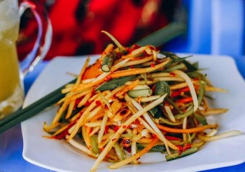 Đu đủ đâm – món ăn nghe lạ tai nhưng thử là ghiền