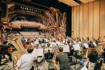 Nhà hát Hồ Gươm – Công trình kiến trúc đặc biệt của Thủ đô