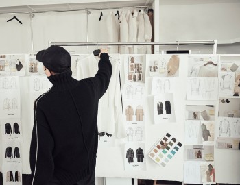 PETER DO x BANANA REPUBLIC hợp tác BST Capsule vào tháng 10 năm nay