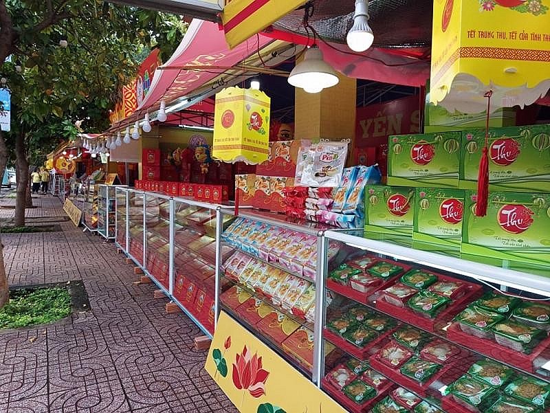 Bánh trung thu tăng theo giá nguyên liệu