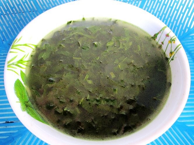 Món canh rau đắng cảy là vị thuốc để giải cảm Món canh rau đắng cảy là vị thuốc để giải cảm