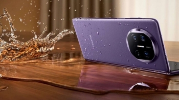 Huawei ra mắt điện thoại gập Mate X5 tại quê nhà