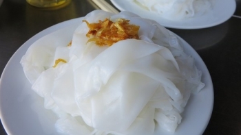 Bánh ướt xứ Truồi - món ngon trứ danh