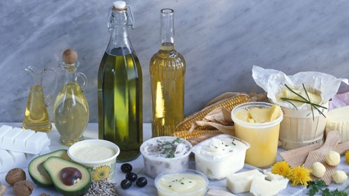 Dầu ăn hay mỡ động vật là lựa chọn “vàng” cho trẻ ?