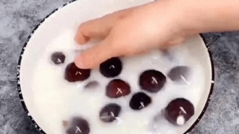 Cách rửa nho đúng chuẩn, sạch bụi bẩn, hết dư lượng thuốc trừ sâu