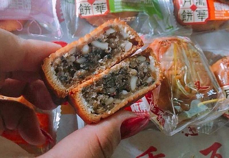 nhiều chuyên gia khuyến cáo người dân cần thận trọng khi mua các loại bánh giá rẻ