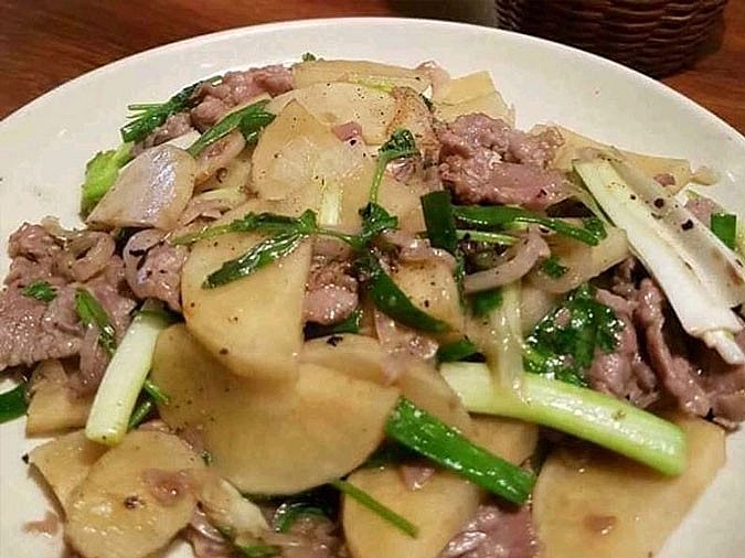 Củ sâm đất xào thịt bò bổ dưỡng