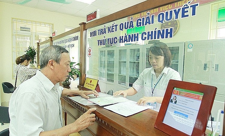 Phó Thủ tướng Trần Lưu Quang, Tổ trưởng Tổ công tác cải cách thủ tục hành chính của Thủ tướng Chính phủ đã ký Quyết định số 62/QĐ-TCTCCTTHC ban hành Kế hoạch hoạt động 4 tháng cuối năm 2023 của Tổ công tác này. Phó Thủ tướng Trần Lưu Quang, Tổ trưởng Tổ công tác cải cách thủ tục hành chính của Thủ tướng Chính phủ đã ký Quyết định số 62/QĐ-TCTCCTTHC ban hành Kế hoạch hoạt động 4 tháng cuối năm 2023 của Tổ công tác này.