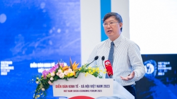 Ưu tiên đầu tư năng lượng tái tạo, thúc đẩy quá trình chuyển đổi xanh