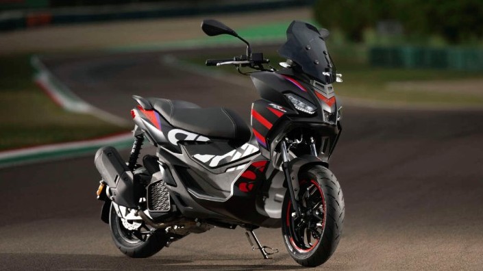 Aprilia SR GT Replica 2023 trình làng "ăn thua" từng chút với vua tay ga, giá bán "ngang ngửa" Honda SH