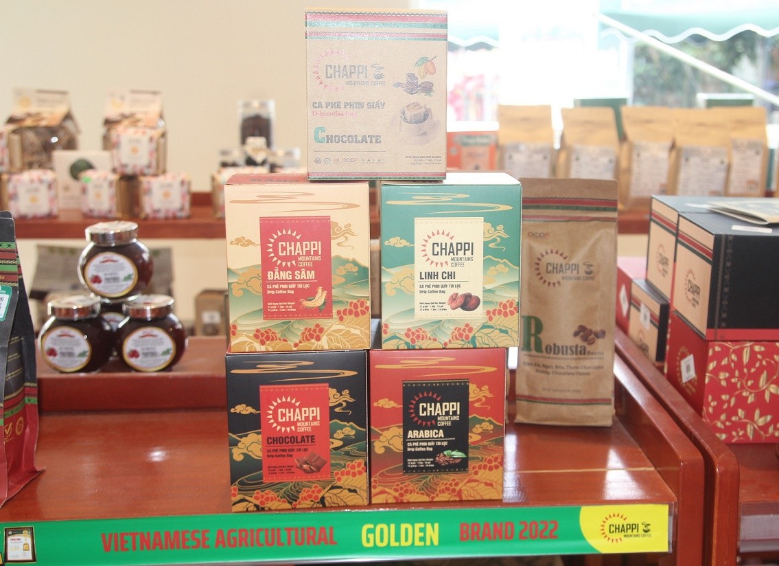 Mẫu mã, bao bì sản phẩm OCOP đa dạng, phong phú.