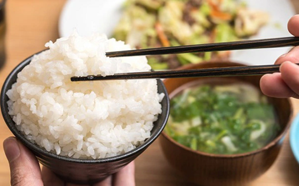 Người bị tiểu đường ăn gì thay cơm để không tăng đường huyết?