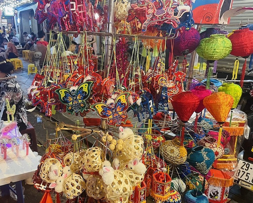 Những mặt hàng đồ chơi nhỏ, size mini \'lên ngôi\' trong mùa Trung thu 2023.