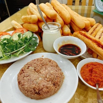 Mách bạn 6 địa chỉ bán pate cột đèn Hải Phòng ngon, uy tín và chất lượng