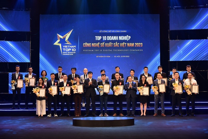 VinBigdata vào Top 10 Doanh nghiệp công nghệ số xuất sắc Việt Nam 2023 VinBigdata vào Top 10 Doanh nghiệp công nghệ số xuất sắc Việt Nam 2023