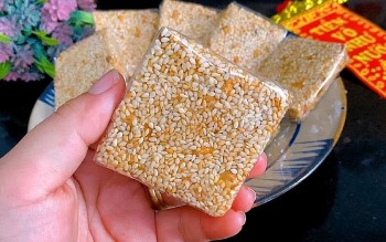 TOP 10 đặc sản Huế mua về làm quà mà bạn không nên bỏ qua