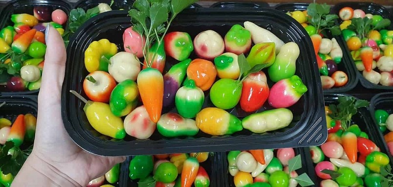 TOP 10 đặc sản Huế mua về làm quà mà bạn không nên bỏ qua