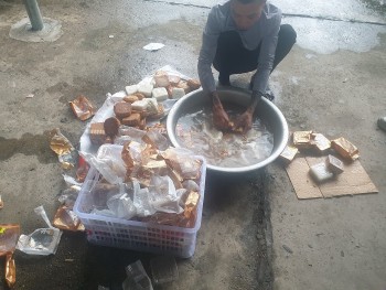 Hải Dương: Tiêu huỷ 220 bánh Trung Thu không rõ nguồn gốc xuất xứ