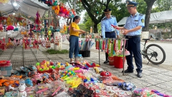 Cao Bằng: Xử phạt 15 cơ sở kinh doanh vi phạm trong dịp Tết Trung thu