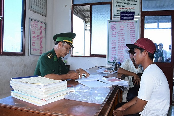  tăng cường tuyên truyền về IUU đến từng cán bộ, từng người dân.