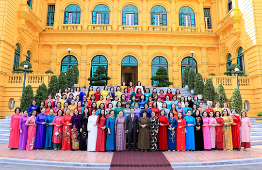 Nữ doanh nhân Việt và khát vọng chinh phục con đường không trải hoa hồng