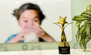 TH được vinh danh top 10 Thương hiệu Mạnh - Kinh doanh Xuất sắc 2022-2023