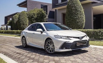 Toyota Camry 2023 - sang trọng, bền bỉ, tiết kiệm nhiên liệu
