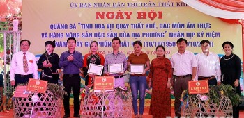 Lạng Sơn: Ngày hội Tinh hoa vịt quay Thất Khê, "hoa hậu vịt" được bán đấu giá 35 triệu đồng
