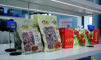 Táo đỏ Hàn Quốc đựng trong hộp giấy đa phần là giả mạo nhãn hiệu