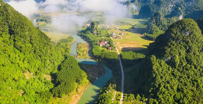 Tân Hoá (Quảng Bình) được vinh danh là Làng du lịch tốt nhất thế giới