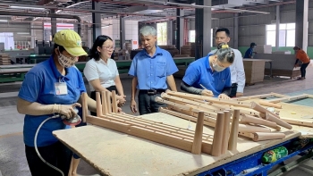 Agribank tích cực triển khai các giải pháp hỗ trợ người dân, doanh nghiệp