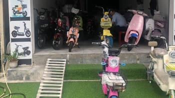 Bình Dương: Tạm giữ 14 xe đạp điện nhập lậu