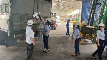 Bắc Ninh: Tiêu hủy lượng lớn hàng hóa vi phạm trị giá gần 1 tỷ đồng