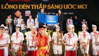 SHB mang Trung thu yêu thương đến với trẻ em tỉnh Thái Bình