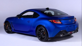 BRZ tS 2024 - Đi kèm với các tính năng hỗ trợ người lái EyeSight