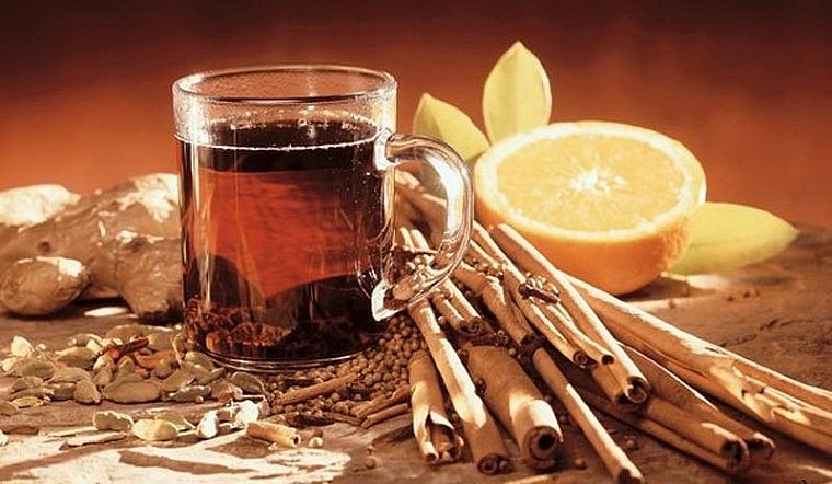 Trà xanh, mật ong, chanh,... - Những loại nước uống tốt cho phổi