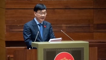 Ủy ban Thường vụ Quốc hội: Không bắt buộc giao dịch bất động sản qua sàn